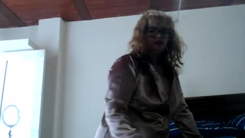 Snapshot of evelynsmithcol chatting on 26, 7, 2026 Evelyn Smith online show from 26, 7, 2026