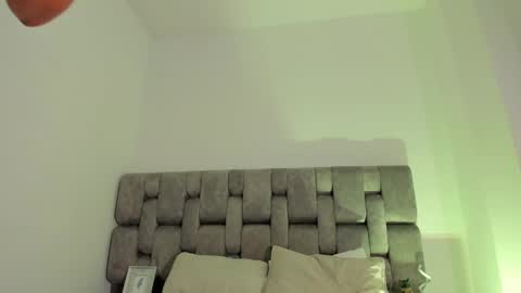 Evelyn Woods online show from 17, 1, 2025