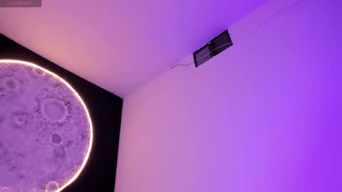 Evelyn Woods online show from 26, 1, 2025