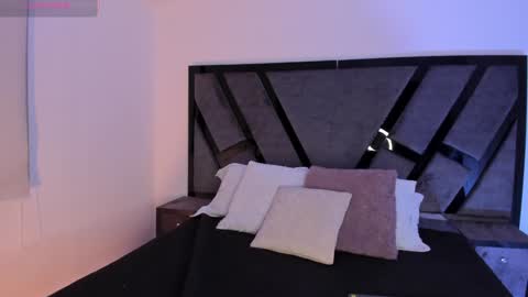 Evelyn Woods online show from 2, 2, 2025