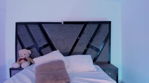 Evelyn Woods online show from 13, 2, 2025