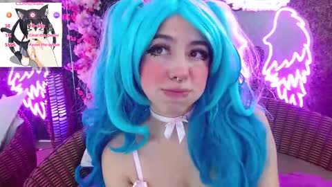 Snapshot of everly_grace chatting on 4, 12, 2025 everly_grace online show from 4, 12, 2025