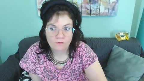 Everly online show from 11, 1, 2025