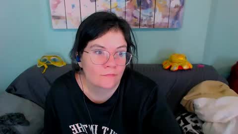 Everly online show from 26, 4, 2026