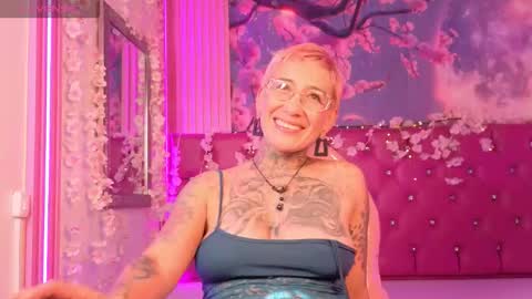 everlyn_sexx online show from 25, 2, 2026
