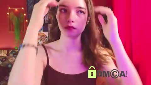 evi_brook online show from 28, 7, 2026