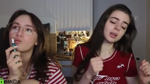 evi_woow online show from 22, 1, 2025