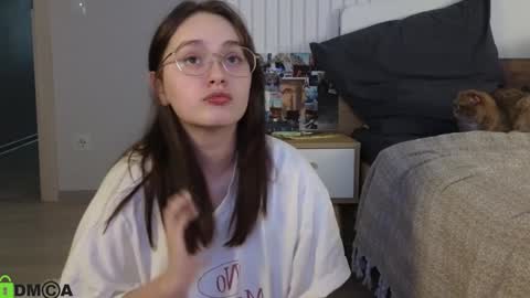 evi_woow online show from 27, 1, 2025