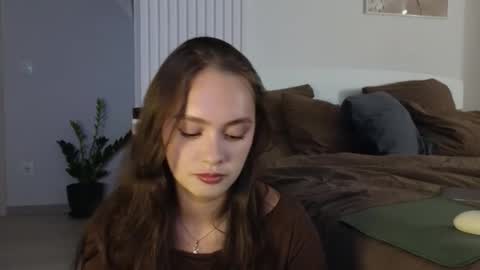 evi_woow online show from 10, 9, 2025