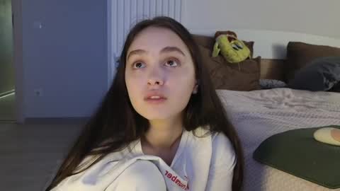 evi_woow online show from 25, 4, 2026