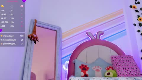 My name is Evie  nice to meet you  really get to know me better private is open  online show from 28, 12, 2024