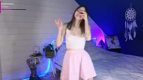 Evie online show from 24, 6, 2026