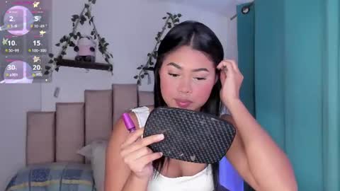 Ivi Alejandra  online show from 2, 7, 2026