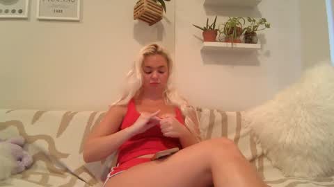 Badblondebunny online show from 1, 4, 2026