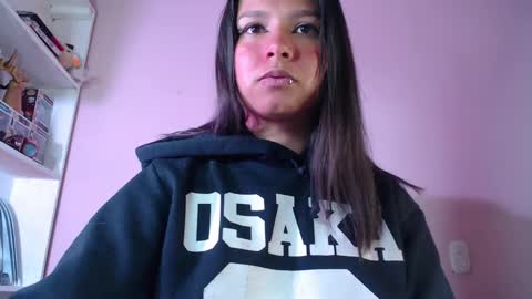 Snapshot of evybubbles_ chatting on 6, 2, 2025 Im Evy online show from 6, 2, 2025