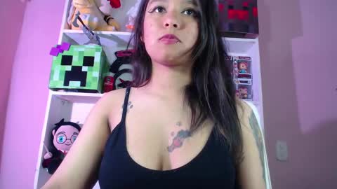 Snapshot of evybubbles_ chatting on 10, 9, 2025 Im Evy online show from 10, 9, 2025