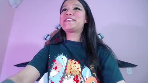 Snapshot of evybubbles_ chatting on 20, 9, 2025 Im Evy online show from 20, 9, 2025