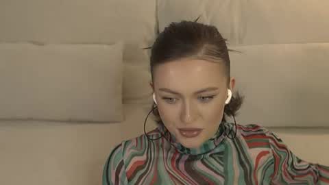 Snapshot of evyfxclaire chatting on 3, 7, 2026 evyfxclaire online show from 3, 7, 2026