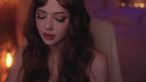 Alyson online show from 11, 12, 2024