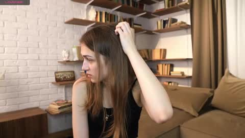 Snapshot of excellent_vibe chatting on 31, 5, 2026 Ann online show from 31, 5, 2026