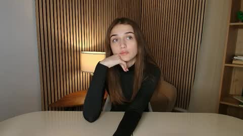 Snapshot of excellent_vibe chatting on 7, 6, 2026 Ann online show from 7, 6, 2026