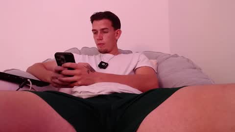 Snapshot of exi111 chatting on 30, 9, 2025 Exi111 online show from 30, 9, 2025