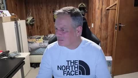 Snapshot of exibe1219 chatting on 22, 1, 2025 exibe1219 online show from 22, 1, 2025