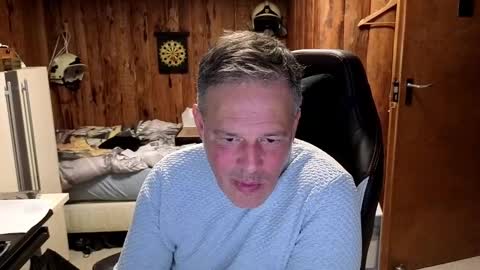 Snapshot of exibe1219 chatting on 5, 2, 2025 exibe1219 online show from 5, 2, 2025