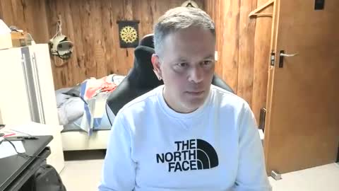 Snapshot of exibe1219 chatting on 23, 10, 2025 exibe1219 online show from 23, 10, 2025