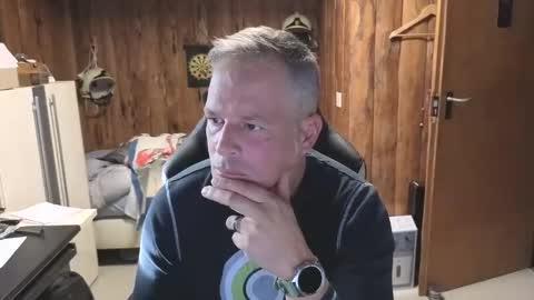 Snapshot of exibe1219 chatting on 6, 11, 2025 exibe1219 online show from 6, 11, 2025