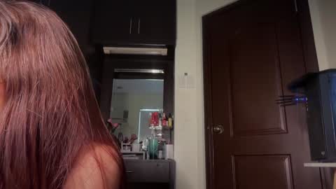 Snapshot of exoo_exoo_07 chatting on 1, 2, 2025 Angela online show from 1, 2, 2025