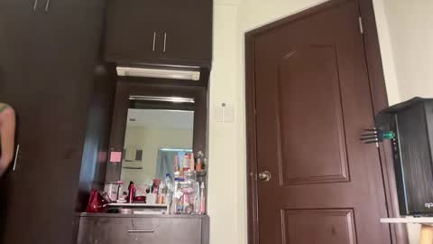 Snapshot of exoo_exoo_07 chatting on 4, 3, 2025 Angela online show from 4, 3, 2025