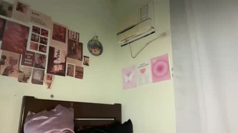 Snapshot of exoo_exoo_07 chatting on 1, 10, 2025 Angela online show from 1, 10, 2025