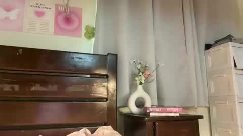 Snapshot of exoo_exoo_07 chatting on 25, 10, 2025 Angela online show from 25, 10, 2025