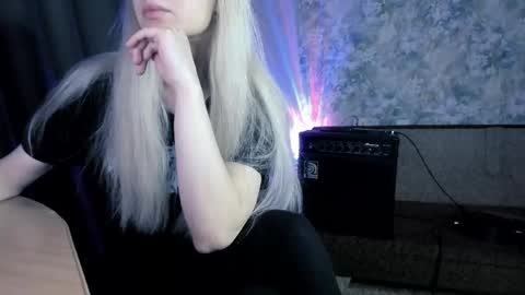 my real name is Irene but Exo is oke too  online show from 15, 2, 2026