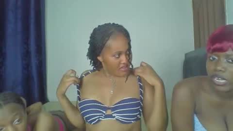 exotic_cutiee online show from 18, 4, 2026