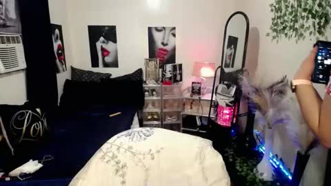 SHANTAL MARIE online show from 22, 2, 2026