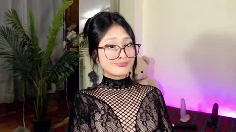 Candy  online show from 5, 1, 2025