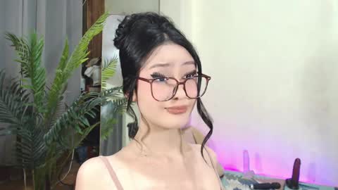 Candy  online show from 4, 3, 2025