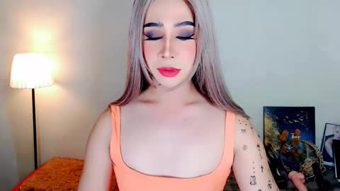 expensive_elise online show from 25, 2, 2026