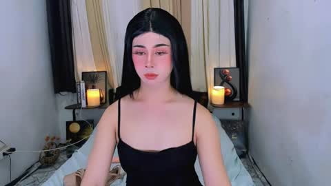expensive_elise online show from 19, 6, 2026