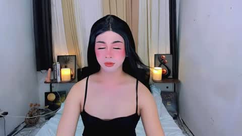 expensive_elise online show from 22, 6, 2026