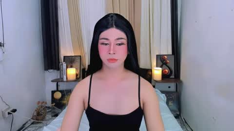 expensive_elise online show from 24, 6, 2026