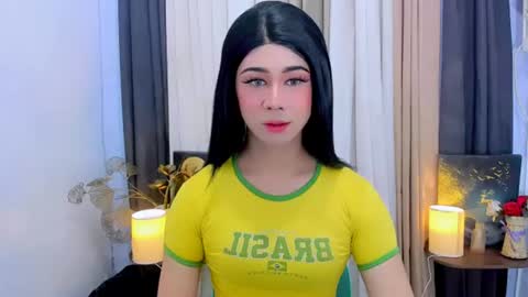 expensive_elise online show from 28, 7, 2026
