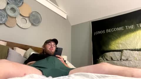 Snapshot of explosive_andyy chatting on 12, 10, 2025 Explosivee andyy online show from 12, 10, 2025