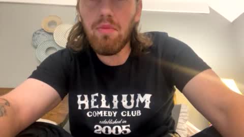 Snapshot of explosive_andyy chatting on 22, 10, 2025 Explosivee andyy online show from 22, 10, 2025