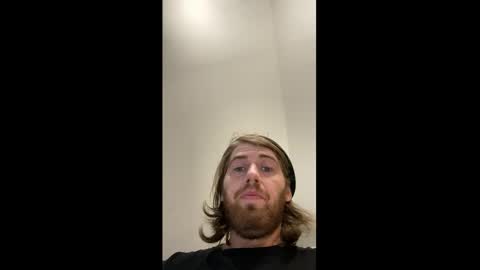 Snapshot of explosive_andyy chatting on 29, 10, 2025 Explosivee andyy online show from 29, 10, 2025