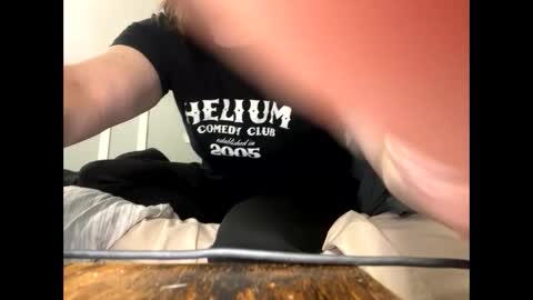 Snapshot of explosive_andyy chatting on 16, 11, 2025 Explosivee andyy online show from 16, 11, 2025