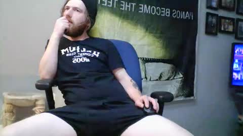 Snapshot of explosive_andyy chatting on 21, 4, 2026 Explosivee andyy online show from 21, 4, 2026