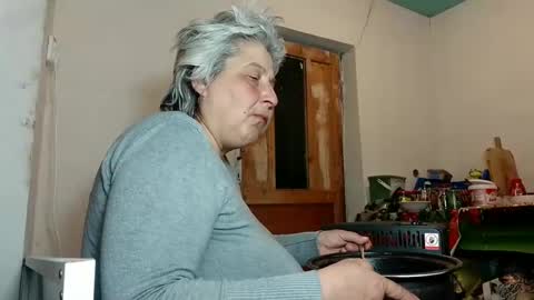 Snapshot of exquisitemature chatting on 4, 3, 2025 ExquisiteMature online show from 4, 3, 2025